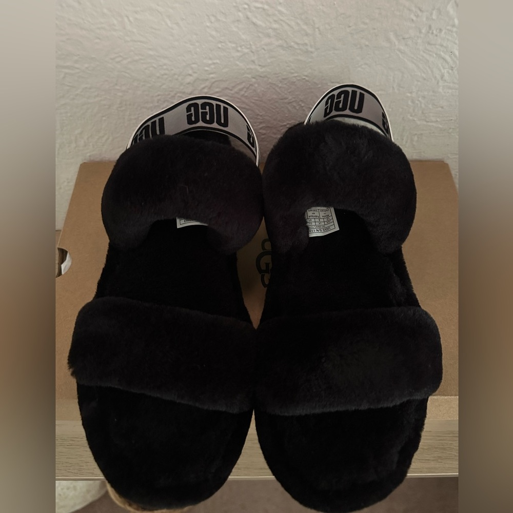 UGG “oh yeah” slipper - Picture 5 of 5